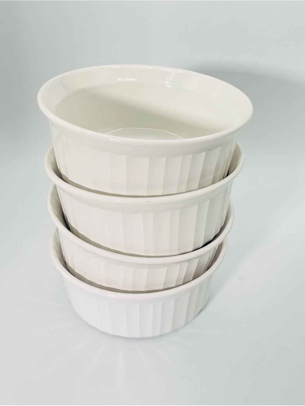 Set of 4 Corning Ware F-16-B 16 Oz White Fluted Ramekins Soufflé Baking Dishes